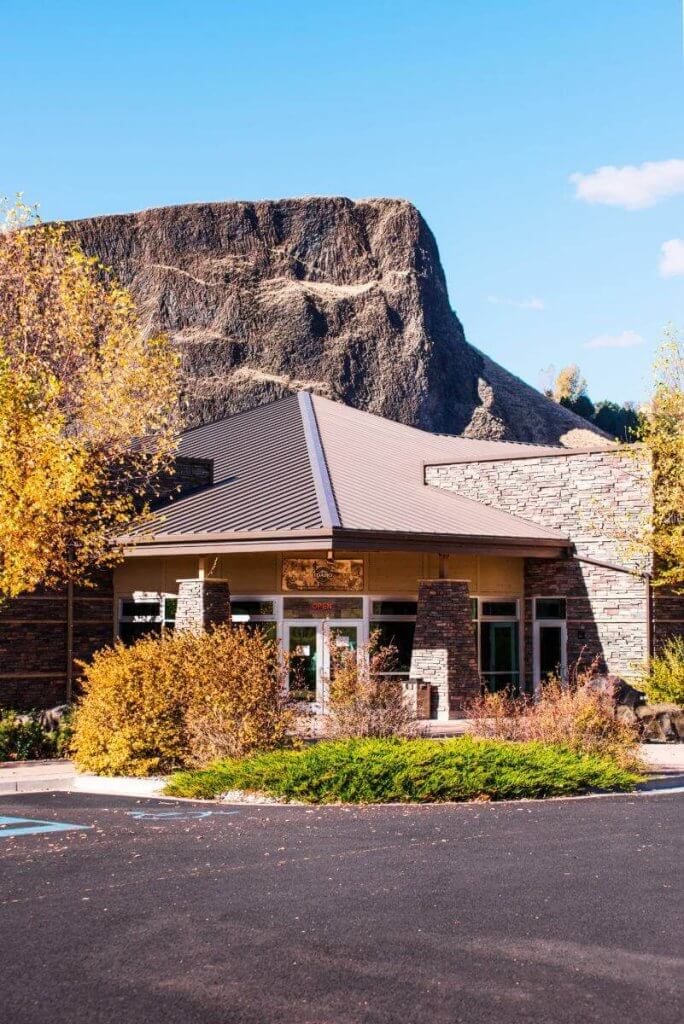 Exterior of Hells Gate visitor center.