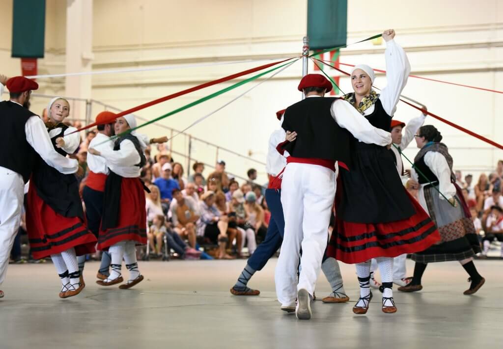 basque dancers