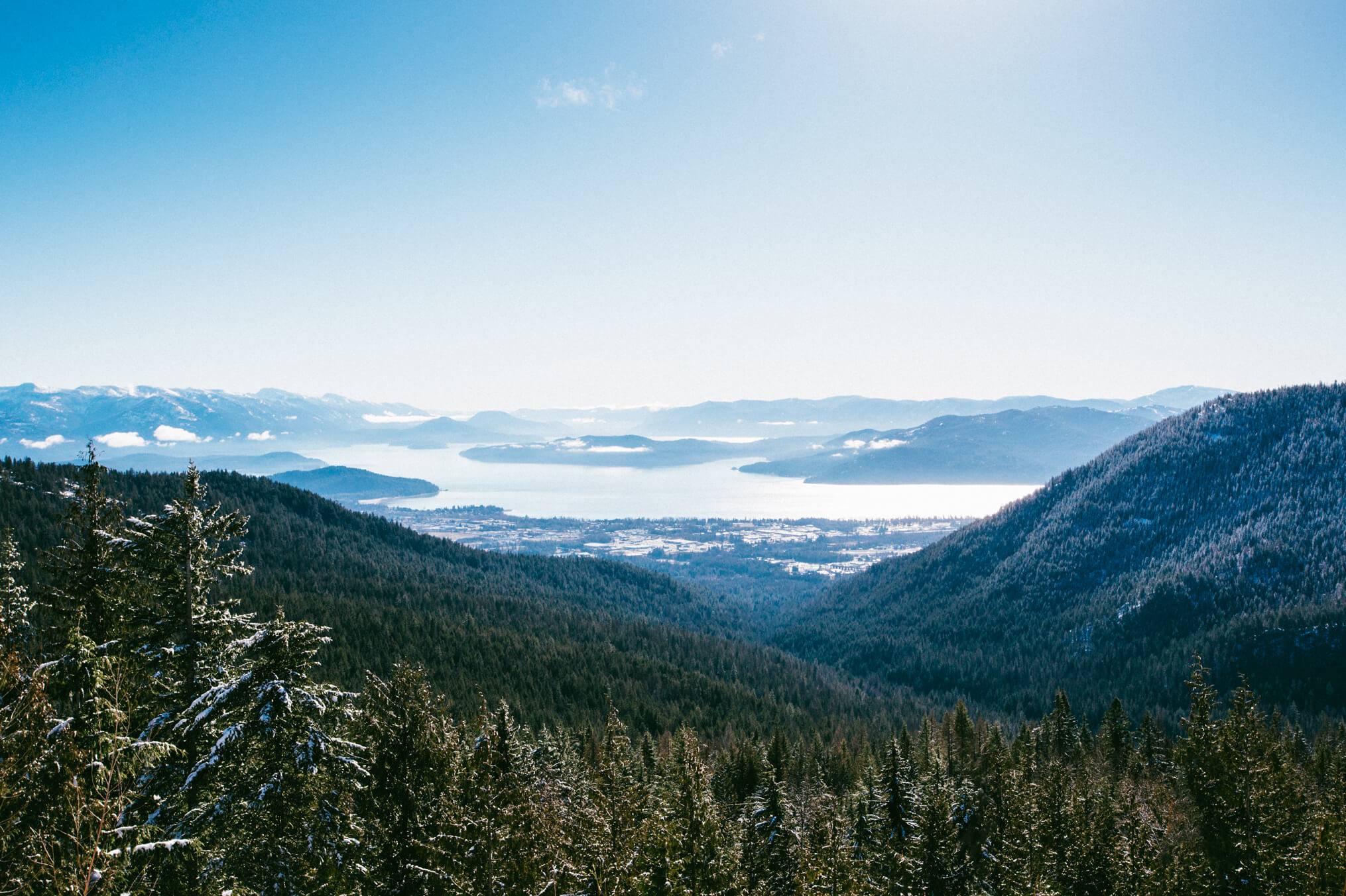 Lookout view of Lake Pend Oreille from the mountains.