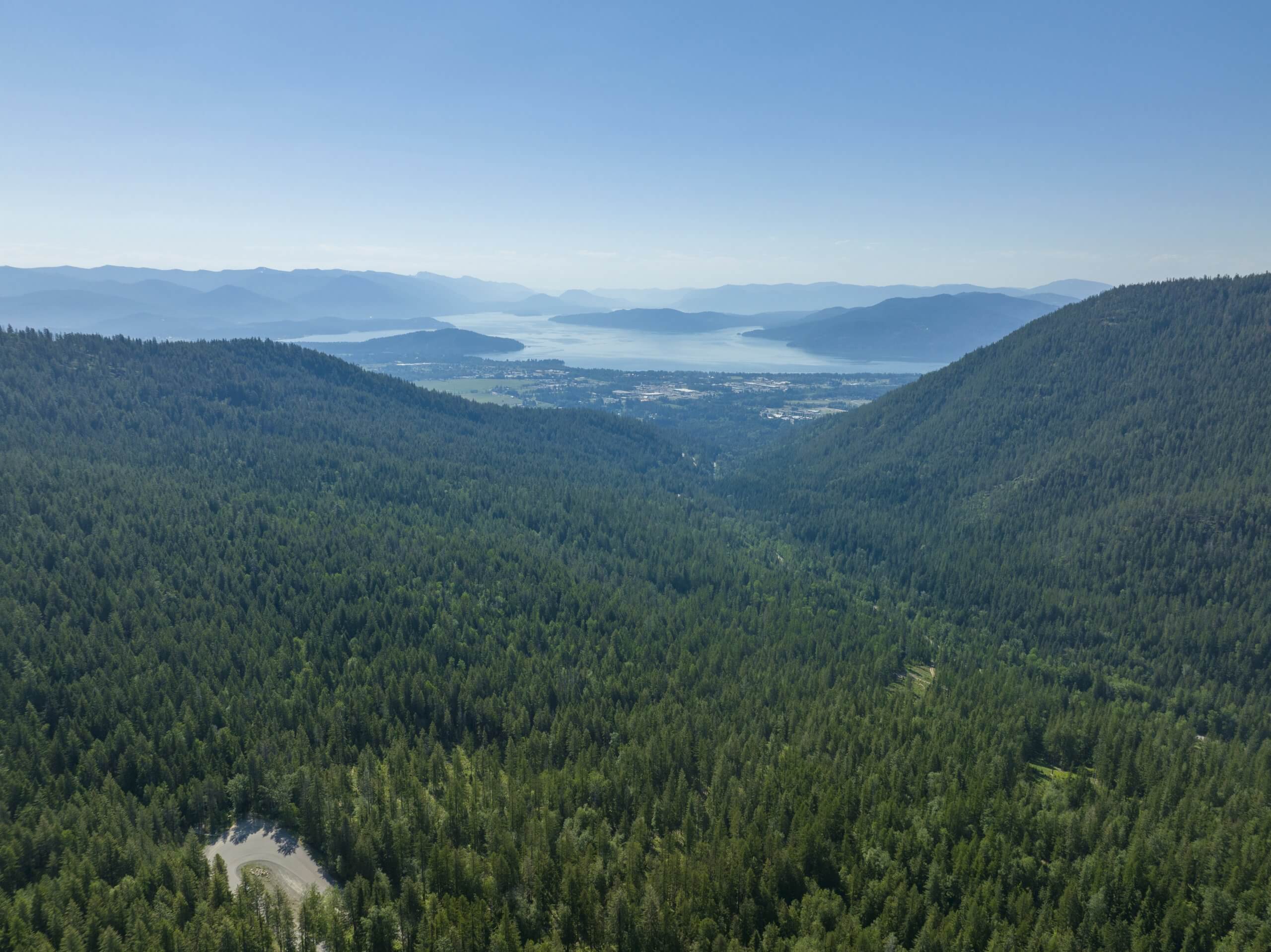 A scenic shot from Schweitzer Mountain overlooking the town of Sandpoint and Lake Pend Oreille.